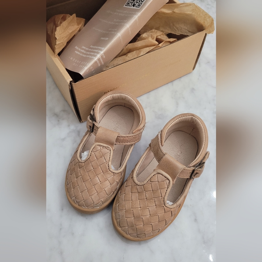 Consciously Baby Leather Woven T-bar Shoe. Stone. Sz 7